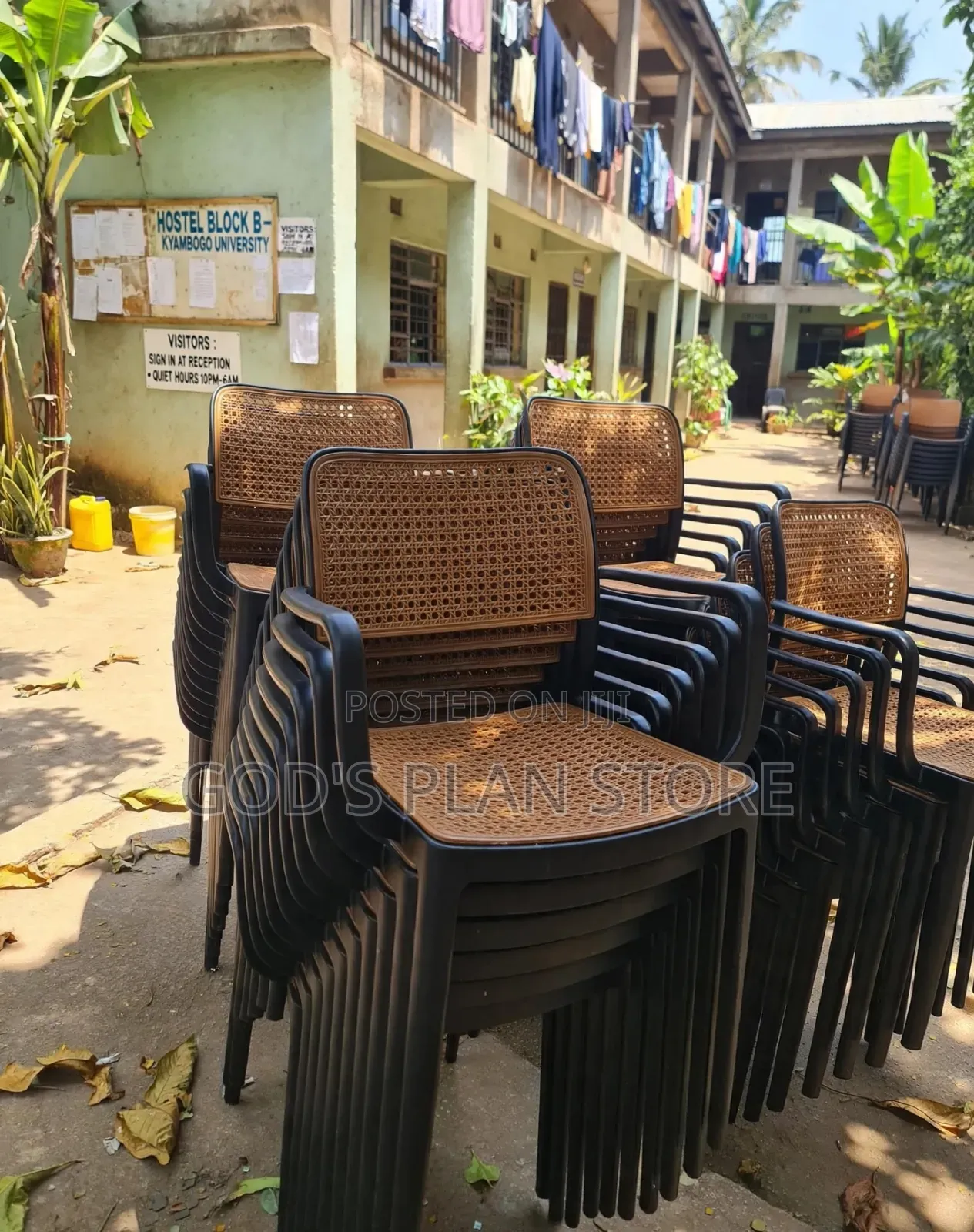 Guests Houses Rattan Plastic Chairs Plastic Chairs