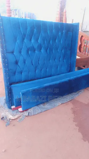 4by6 Modern Velvet Bed on Quick Sale