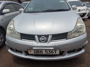 Nissan Wingroad 2004 Silver