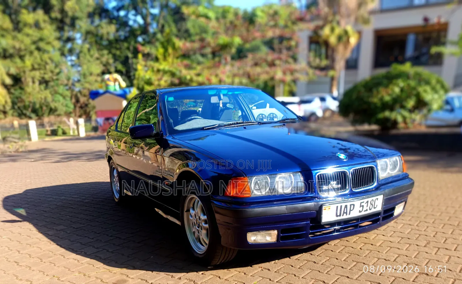 BMW 318i 1995 Blue