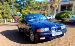 BMW 318i 1995 Blue