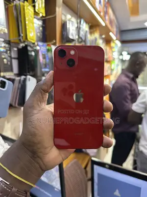 Apple iPhone 13 128 GB Red