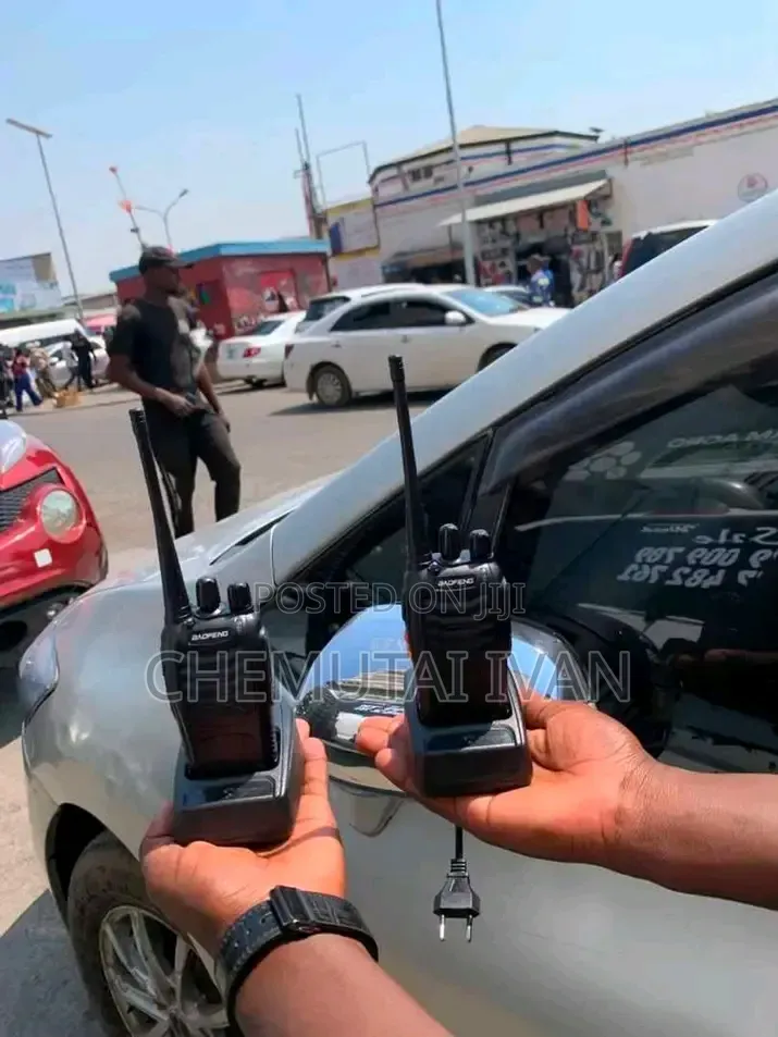 2pcs of Bf-888s Walkie Talkie