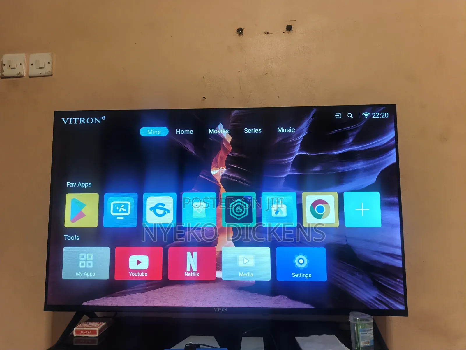 Vitron TV 43 Inc Smart