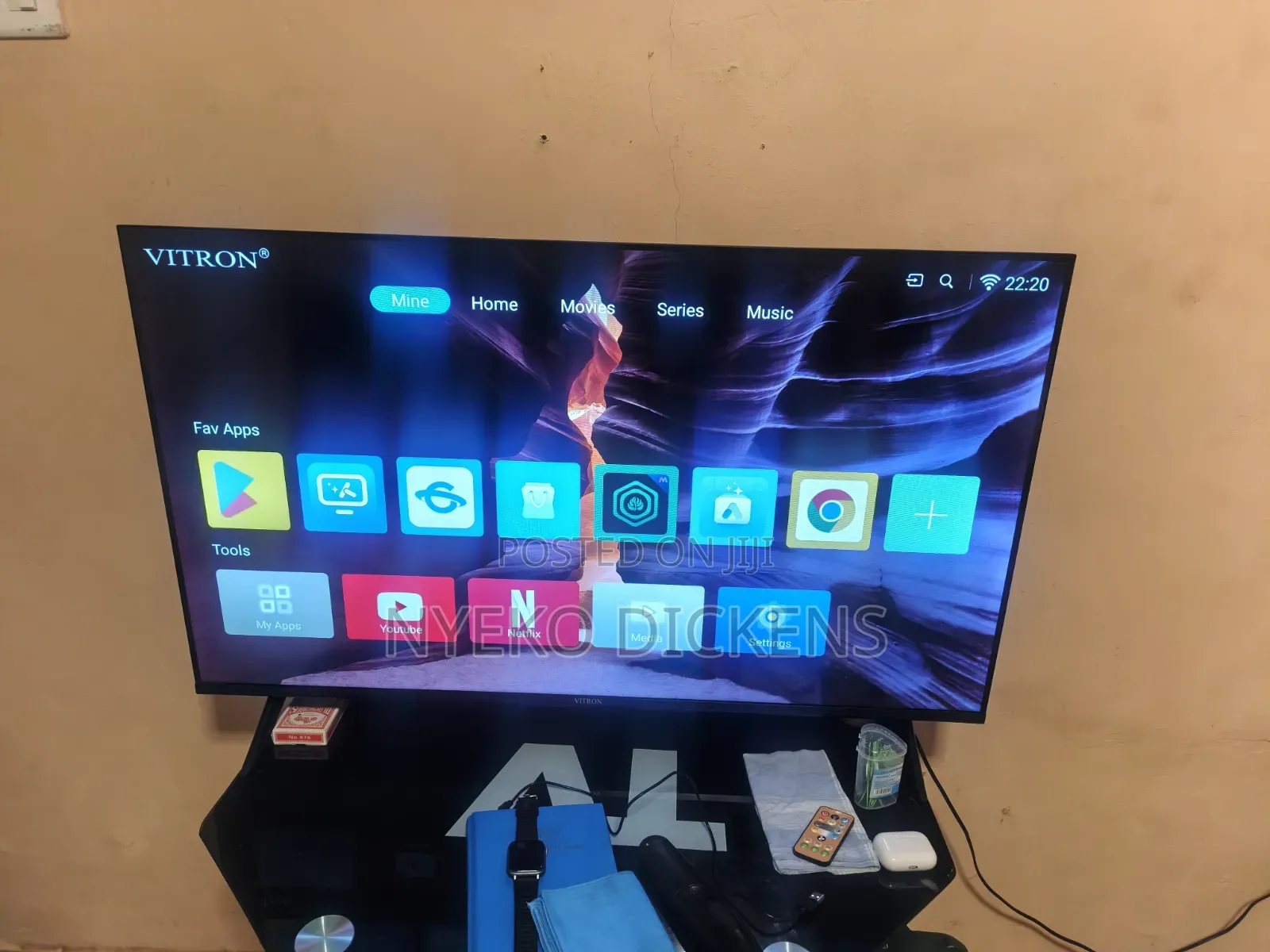Vitron TV 43 Inc Smart