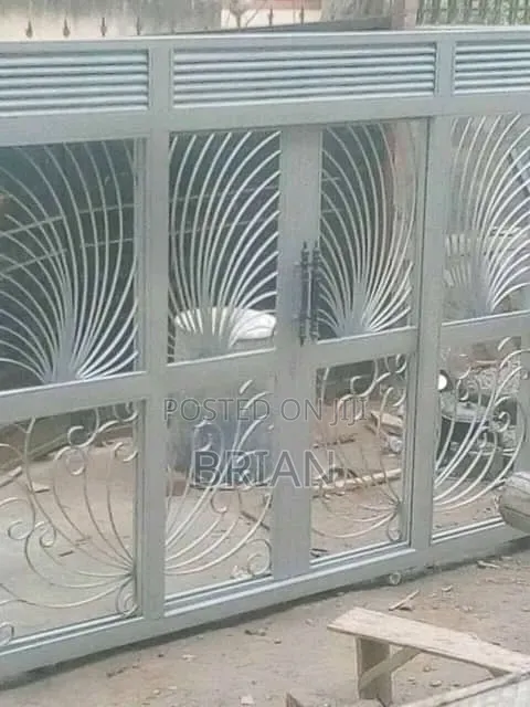 Sliding Door