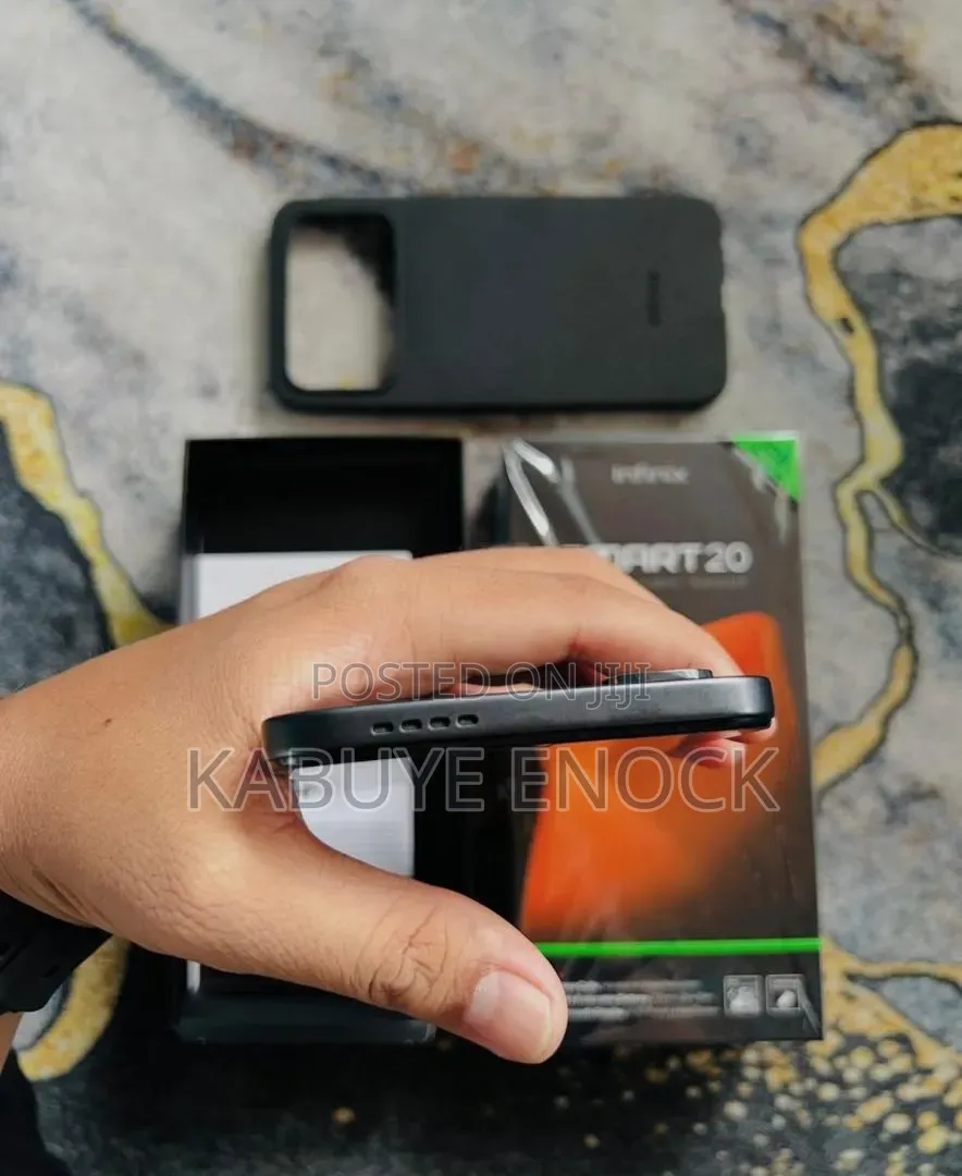 New Infinix Smart 20 128 GB Black
