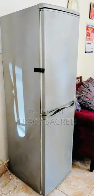 Hot Point Fridge