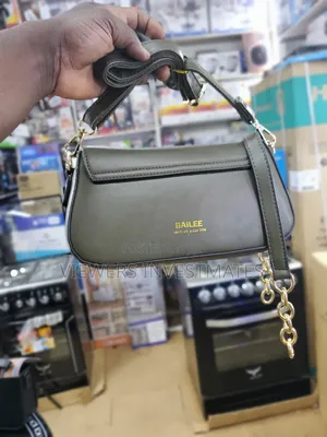 Simple Hand Bag