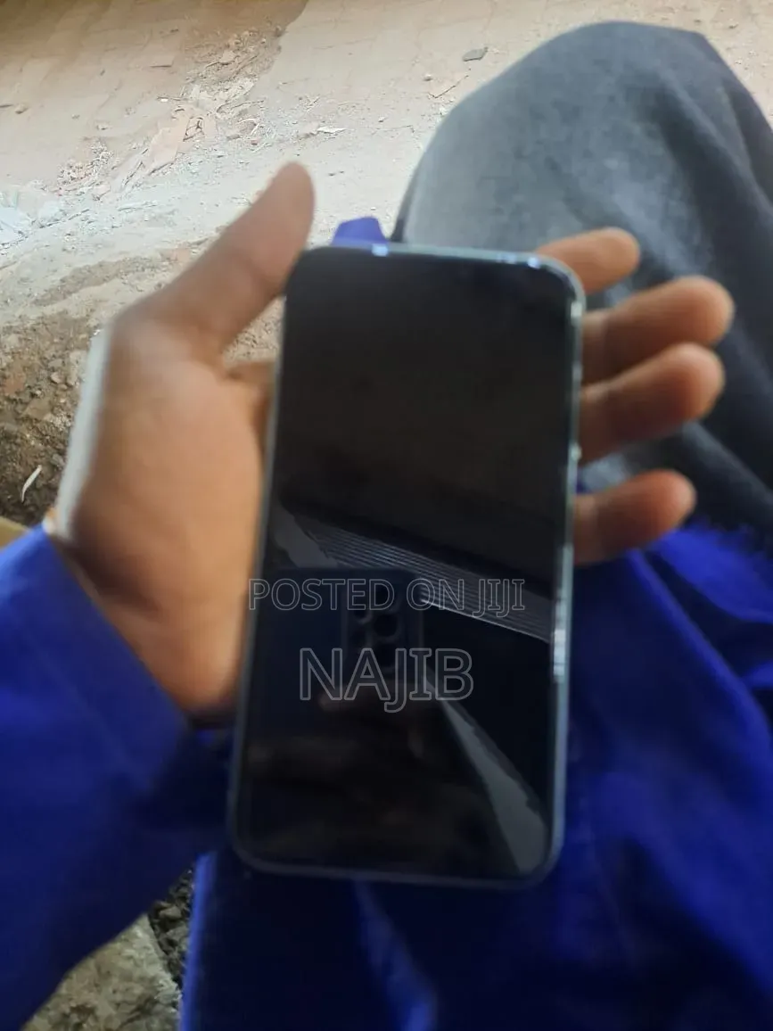 Apple iPhone 11 64 GB