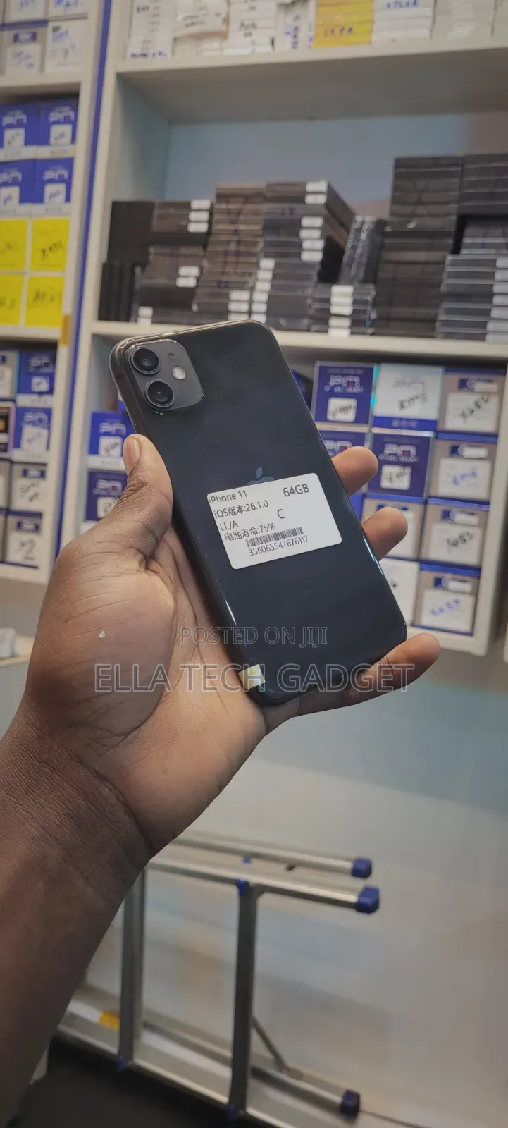 New Apple iPhone 11 64 GB Black