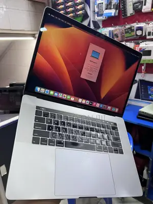 Laptop Apple MacBook Pro 2019 16GB Intel Core i7 SSD 512GB