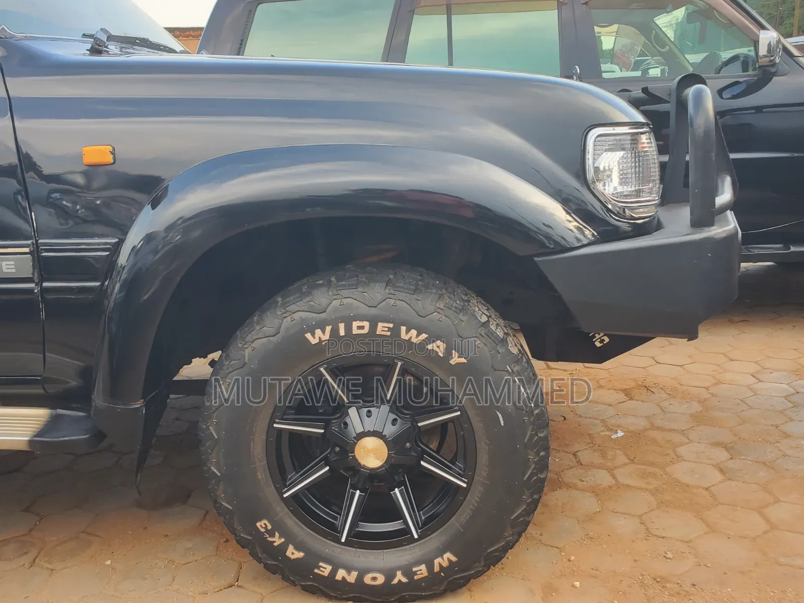 Toyota Land Cruiser 2005 Black