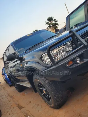 Toyota Land Cruiser 2005 Black