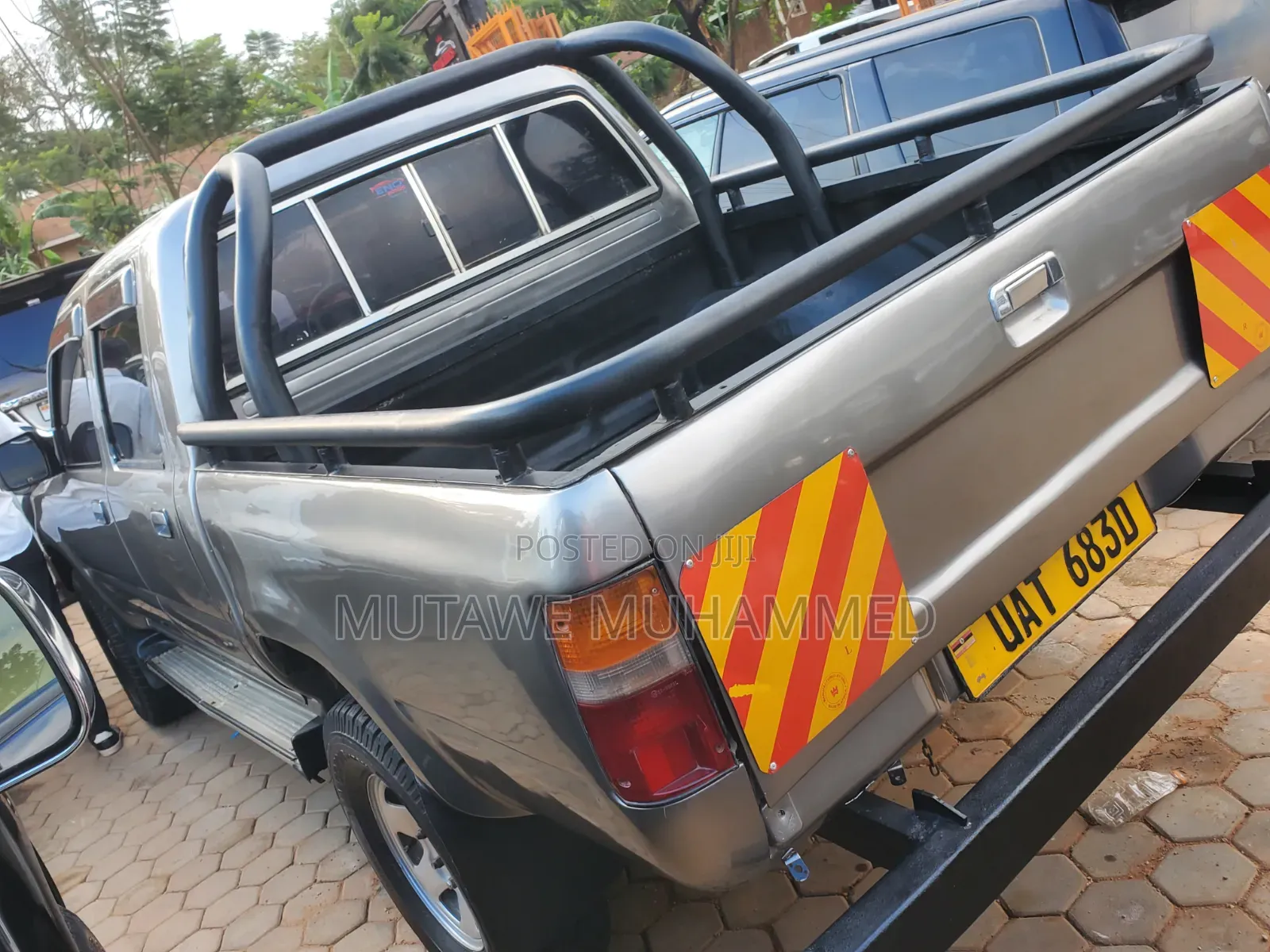 Toyota Hilux 2.5 Cab 2005 Gray