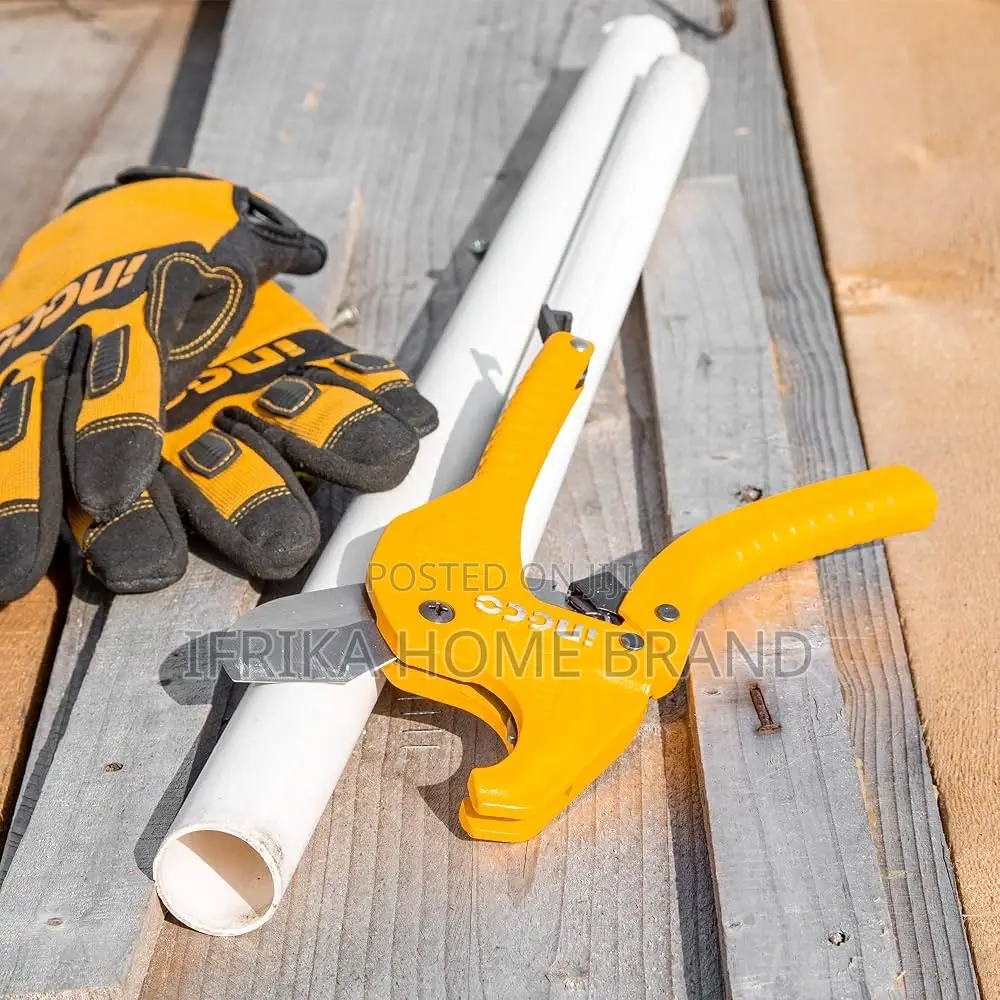 INGCO 230mm PVC Pipe Cutter (Model HPC0442)