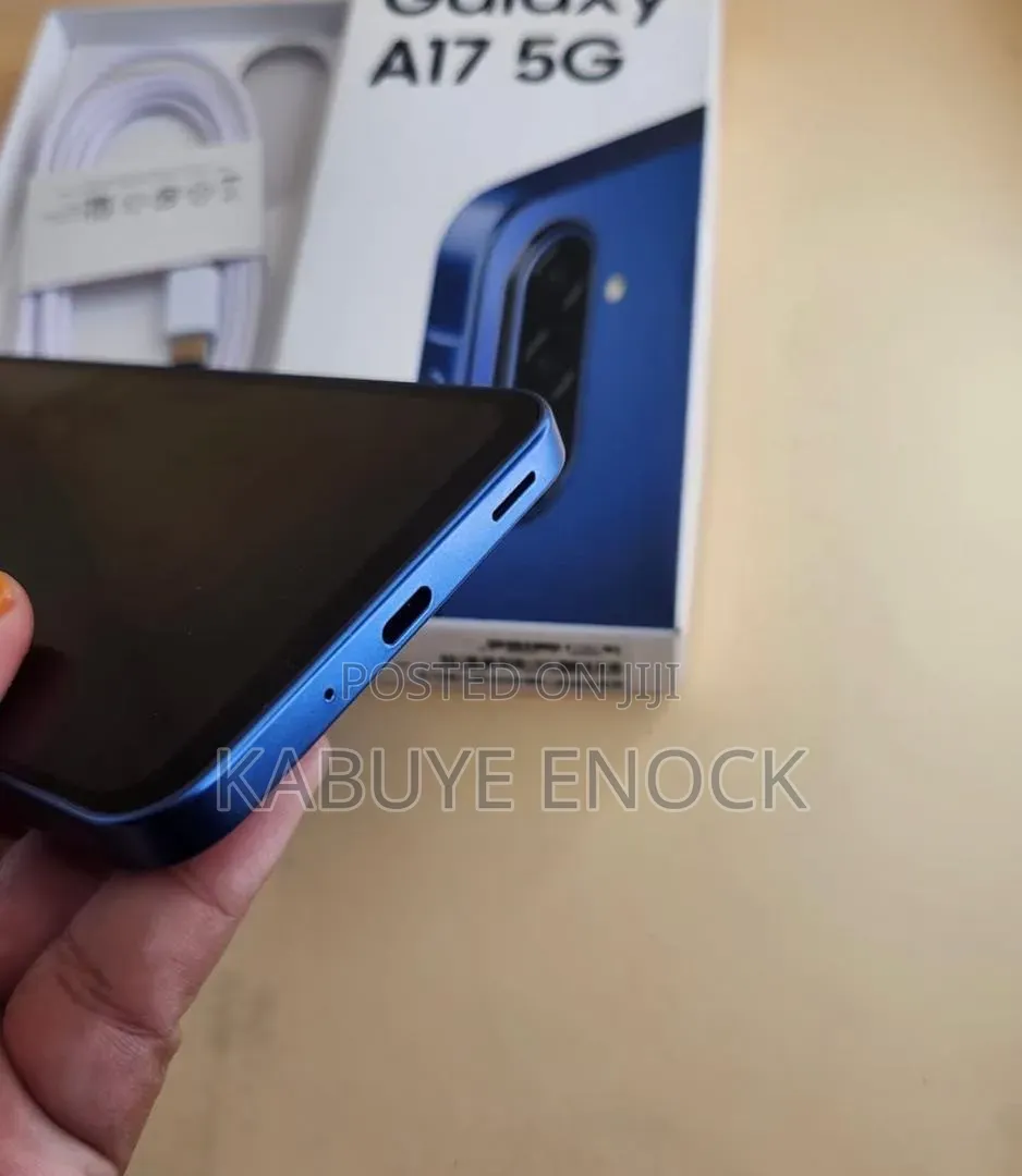 New Samsung Galaxy A17 5G 256 GB Blue