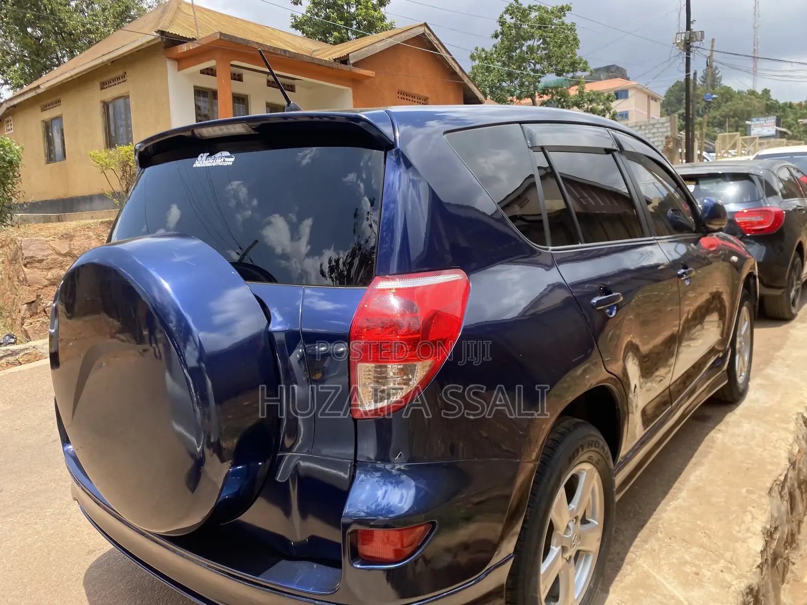 Toyota RAV4 2010 Blue