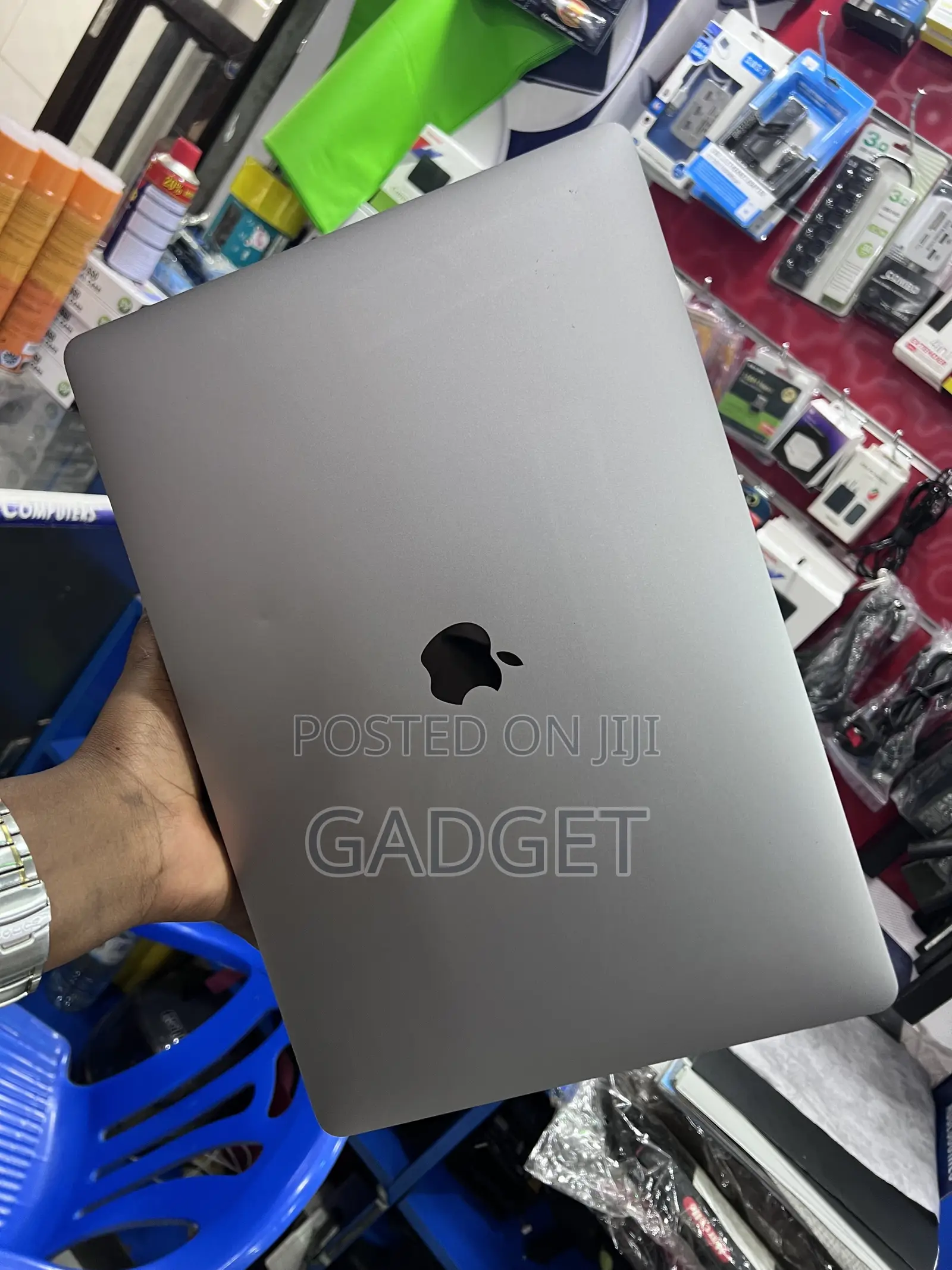 Laptop Apple MacBook Pro 2019 16GB Intel Core i7 SSD 512GB