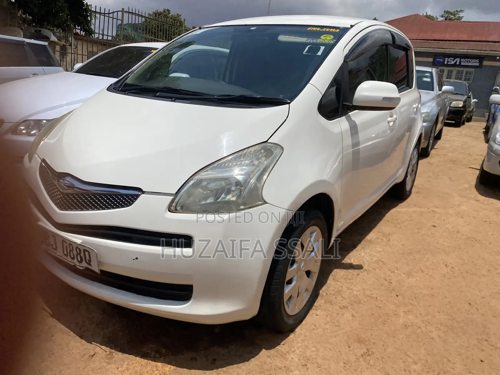 Toyota Ractis 2009 White