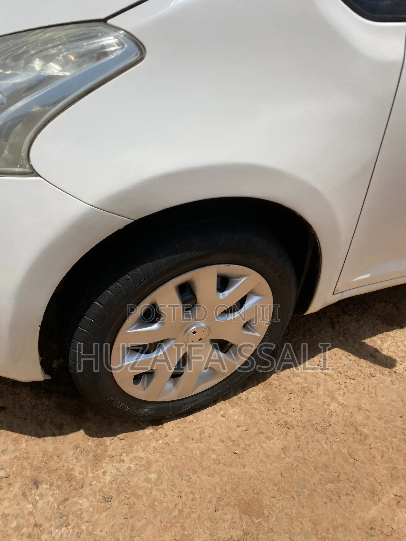 Toyota Ractis 2009 White