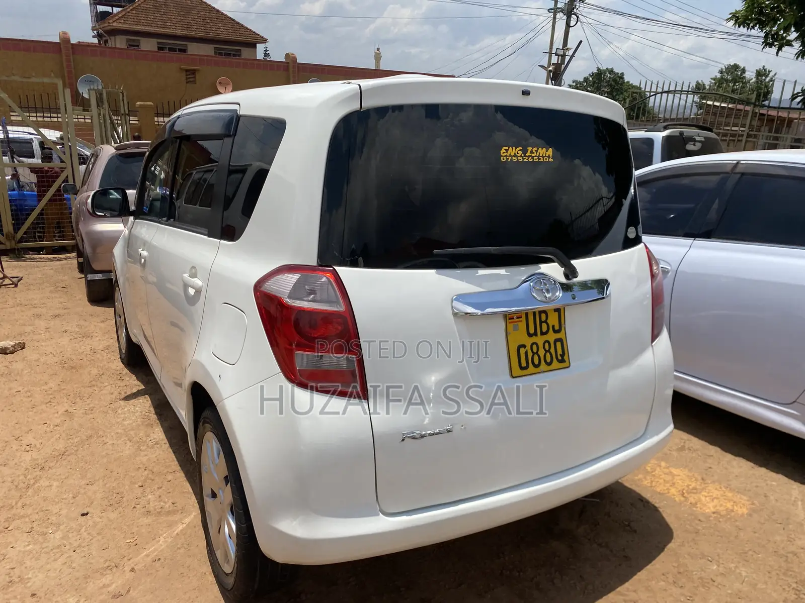Toyota Ractis 2009 White