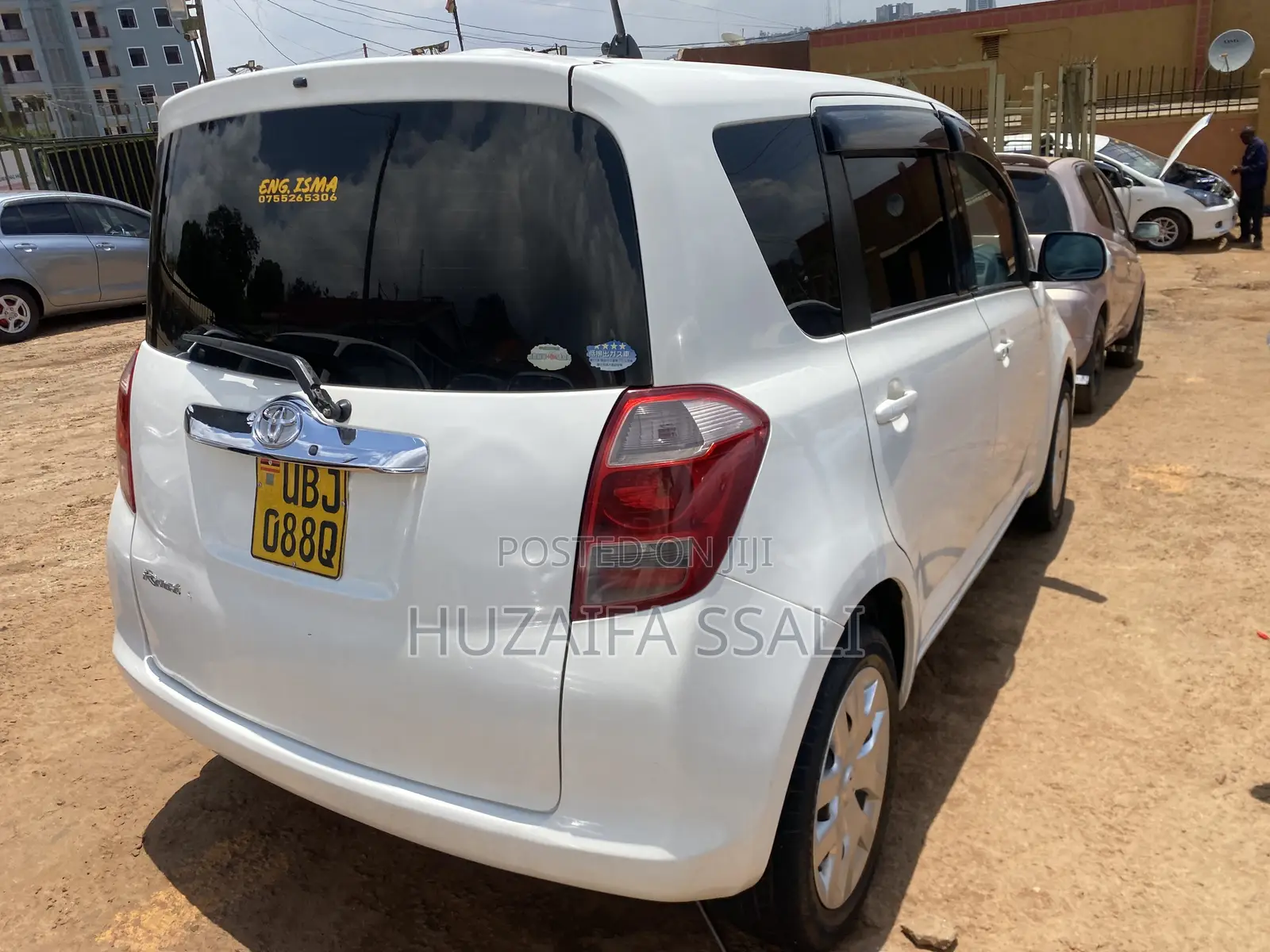Toyota Ractis 2009 White