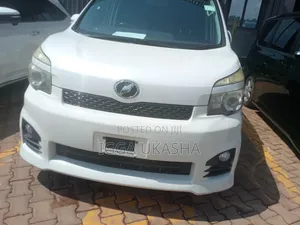 Toyota Voxy 2013 White