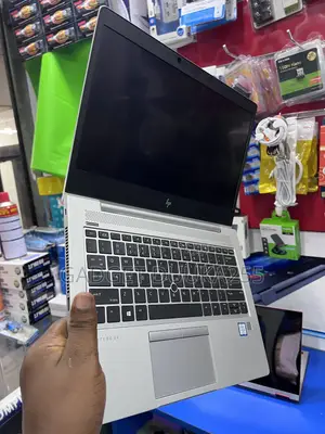 Laptop HP EliteBook 830 G6 8GB Intel Core i5 SSD 256GB