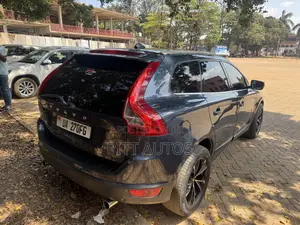 Volvo XC60 2013 Blue