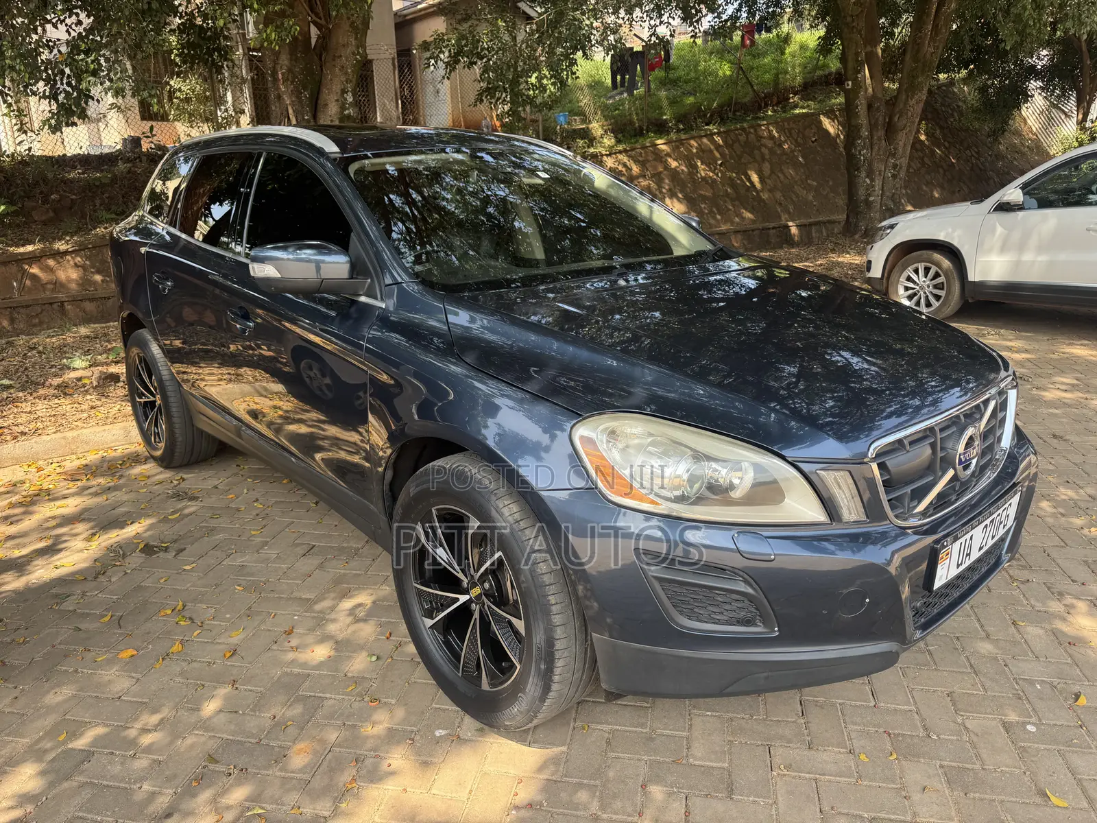 Volvo XC60 2013 Blue
