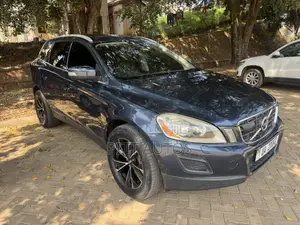 Volvo XC60 2013 Blue