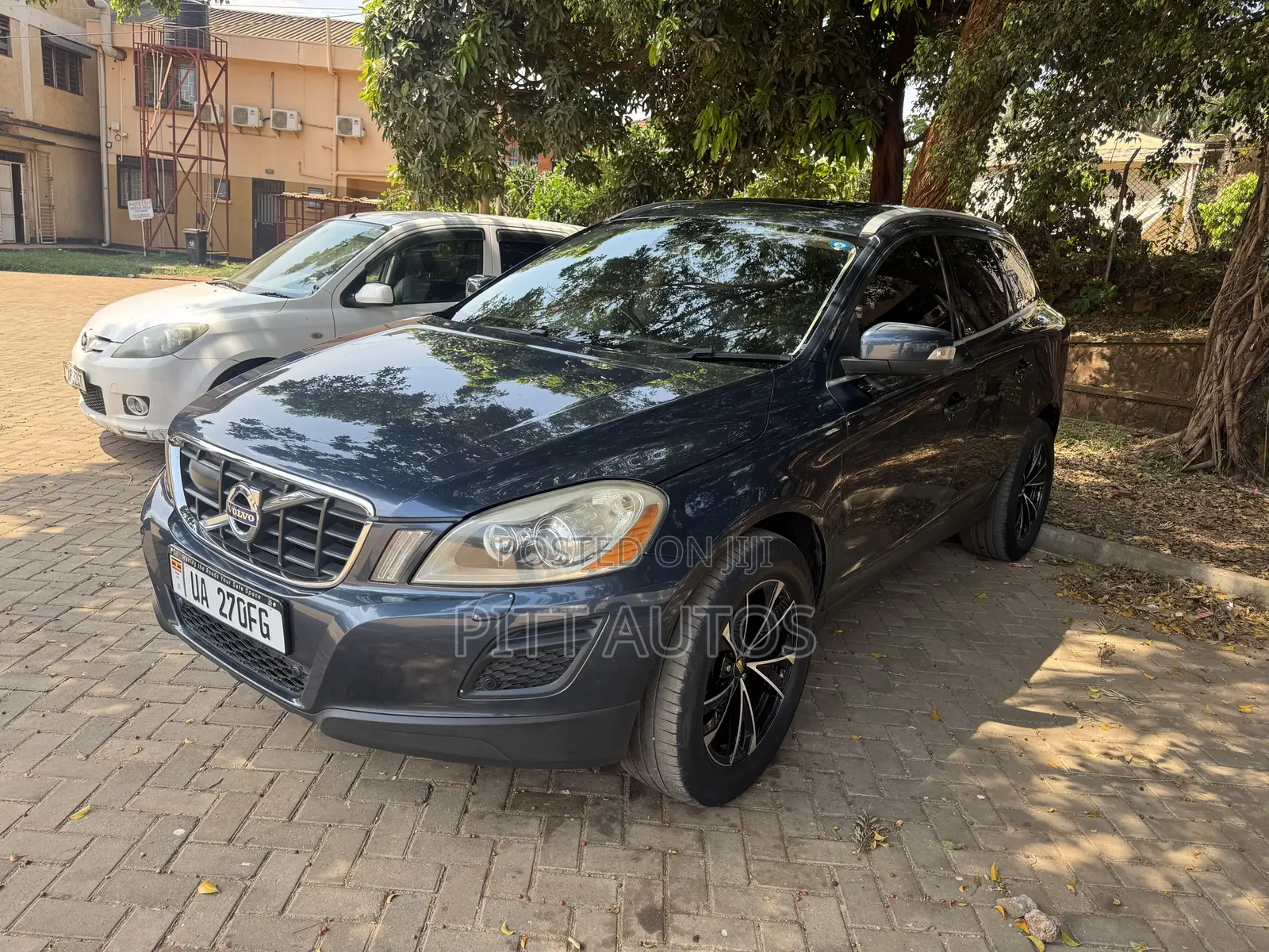 Volvo XC60 2013 Blue