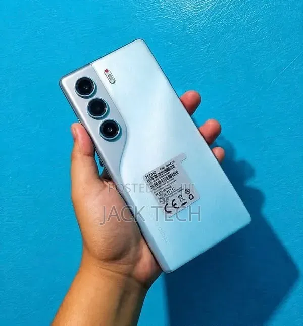 New Tecno Camon 40 Pro 5G 256 GB Blue