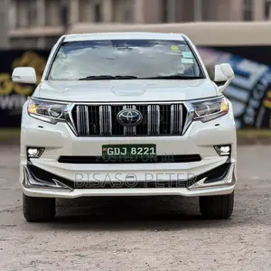 Toyota Land Cruiser Prado 2019 White