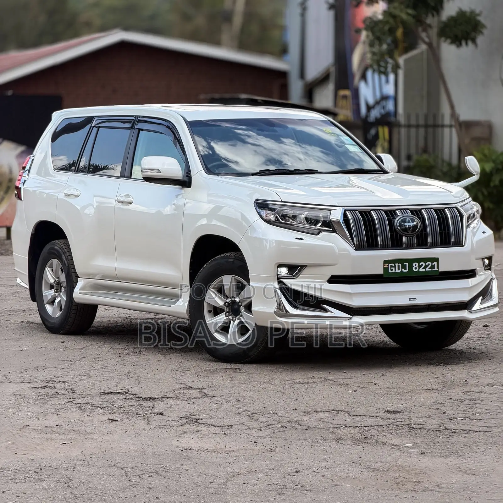 Toyota Land Cruiser Prado 2019 White