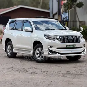 Toyota Land Cruiser Prado 2019 White