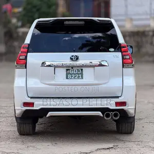 Toyota Land Cruiser Prado 2019 White