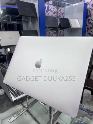Laptop Apple MacBook Pro 2019 16GB Intel Core i7 SSD 512GB