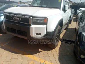 Toyota Land Cruiser Prado 2023 White
