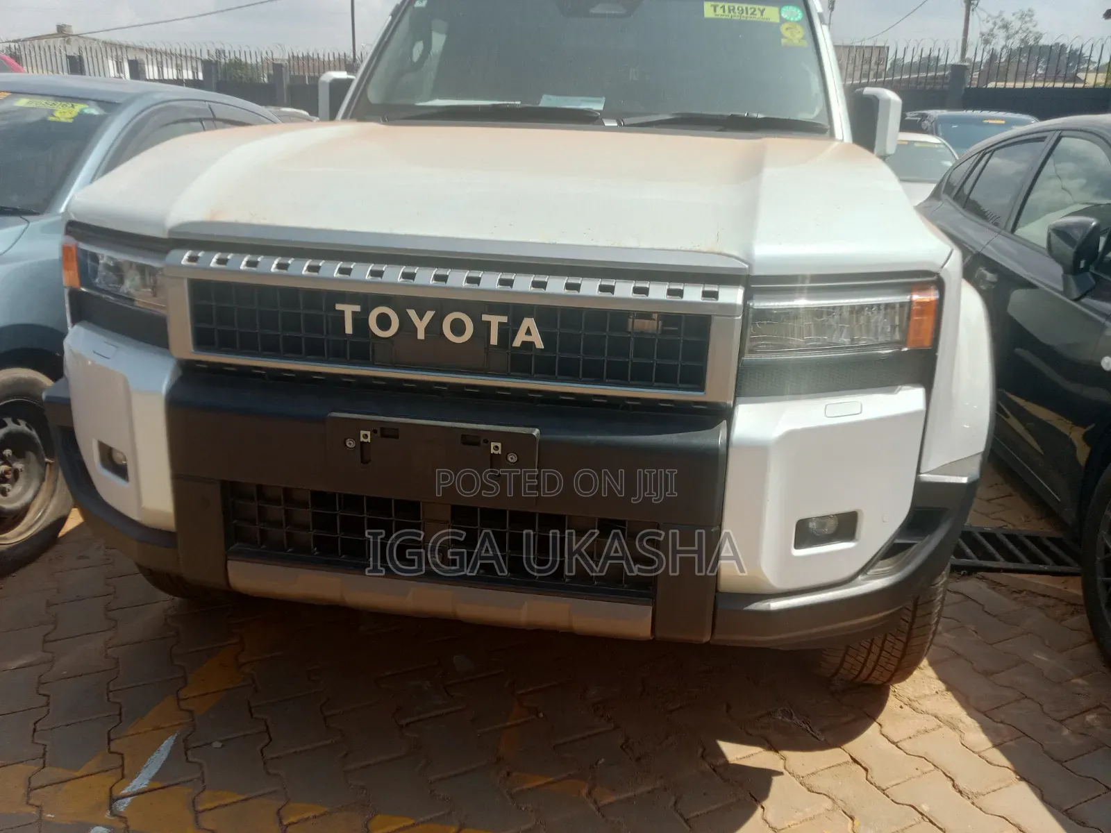 Toyota Land Cruiser Prado 2023 White