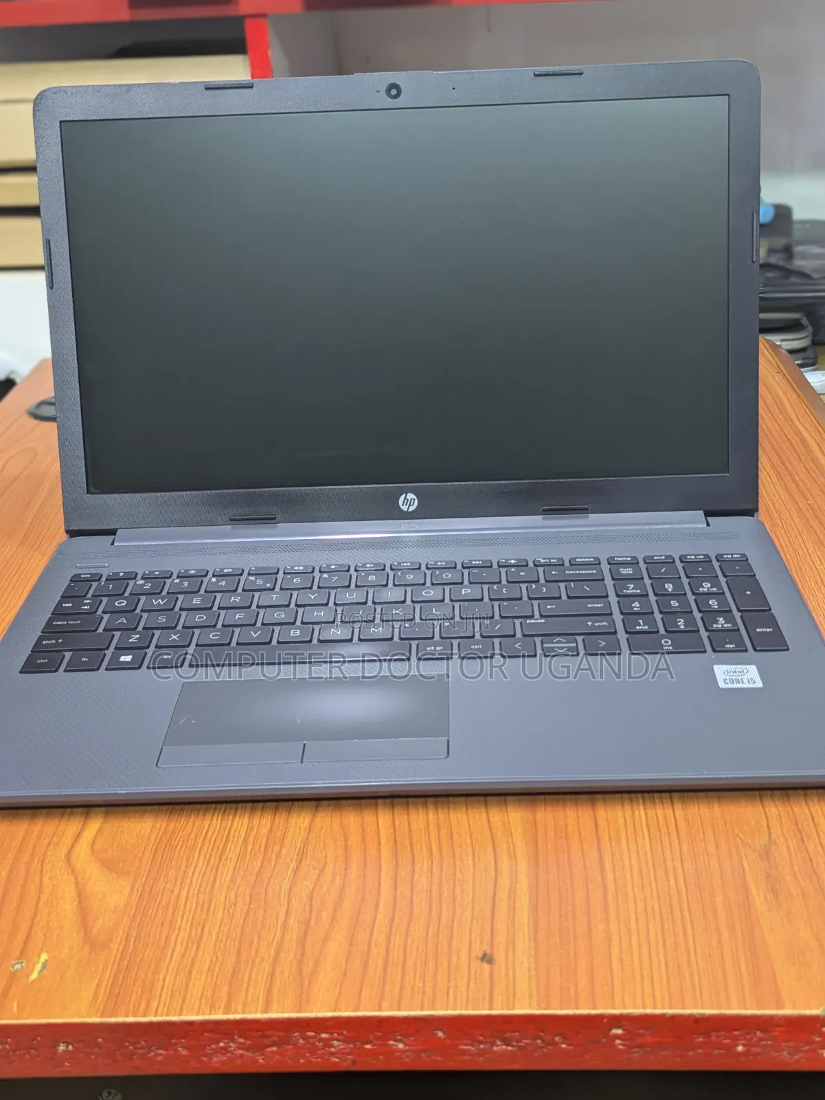 Laptop HP 250 G7 8GB Intel Core i5 HDD+SSD 1T