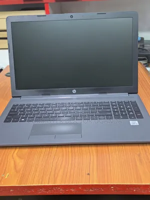 Laptop HP 250 G7 8GB Intel Core i5 HDD+SSD 1T
