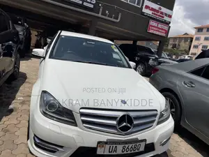 Mercedes-Benz C180 2016 White