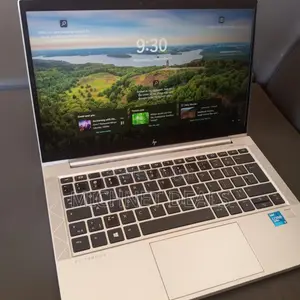 Laptop HP EliteBook 830 G8 16GB Intel Core i5 SSD 512GB