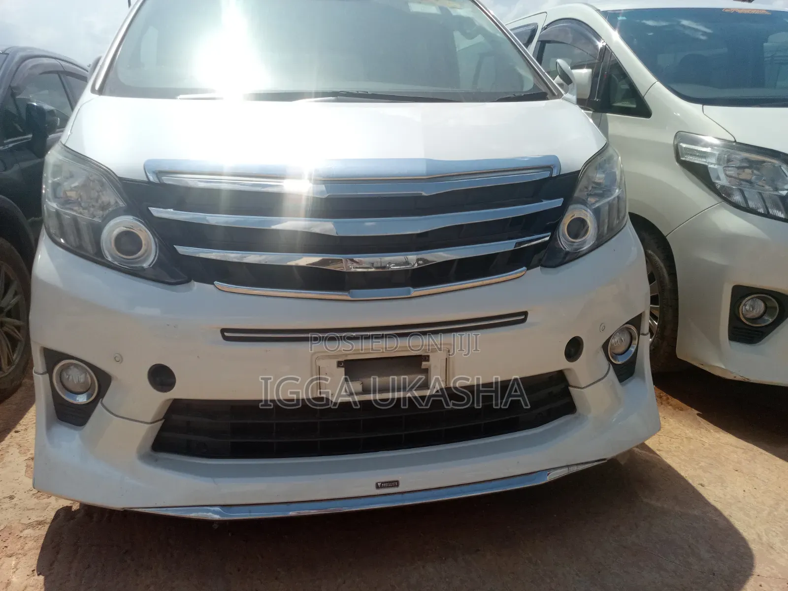 Toyota Alphard 2013 White