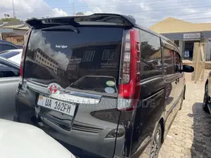 Toyota Noah 2016 Black