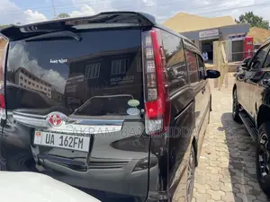 Toyota Noah 2016 Black