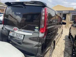 Toyota Noah 2016 Black