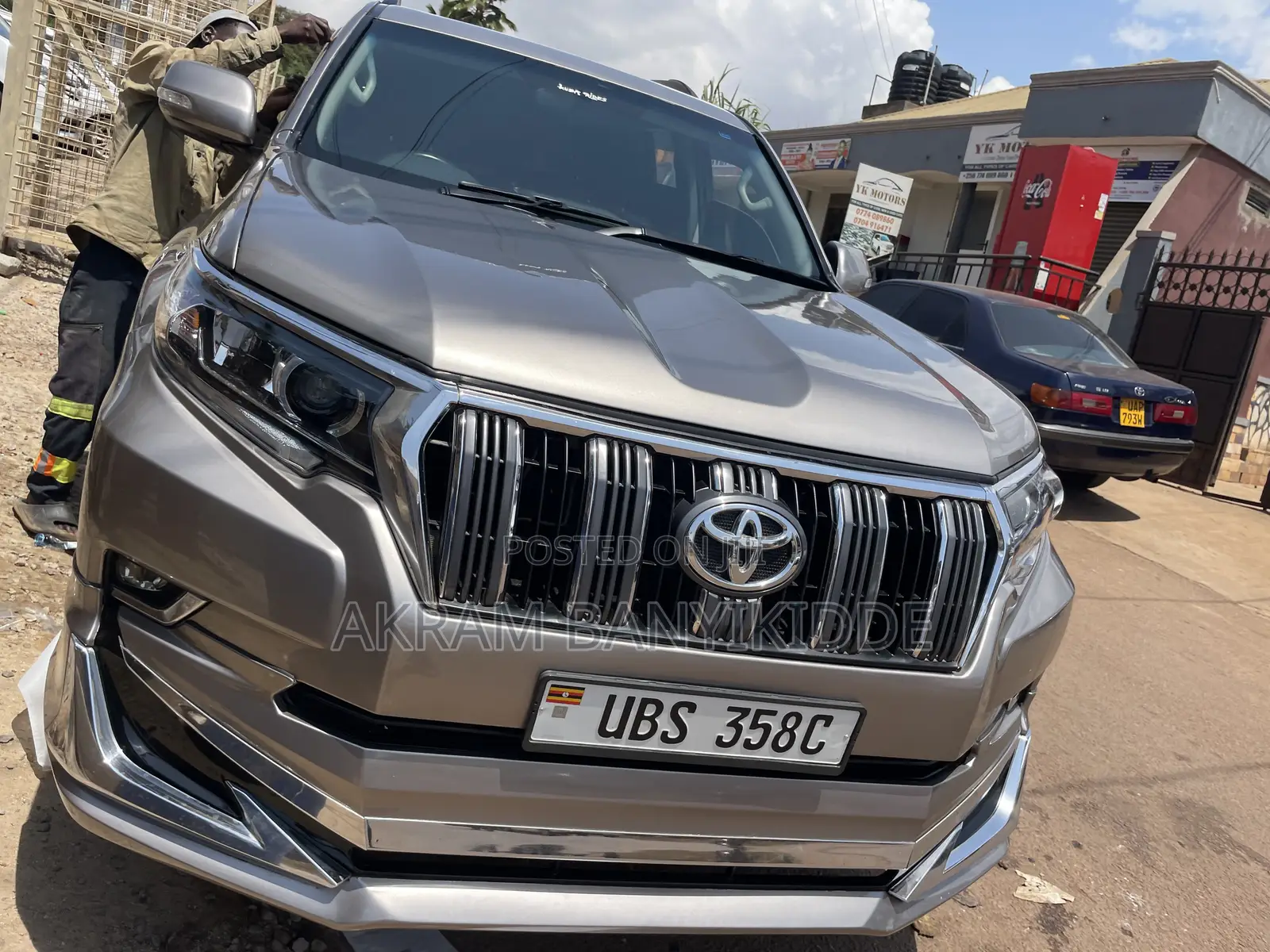 Toyota Land Cruiser Prado 2017 Gray